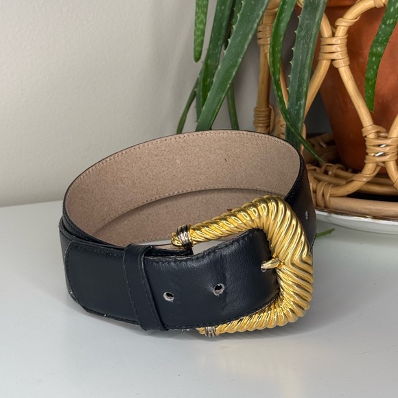 Anne Klein II for Oroton Accessories - VTG Anne Klein II for Oroton Leather Belt Sculptural Gold Rope Buckle 80s Belt L